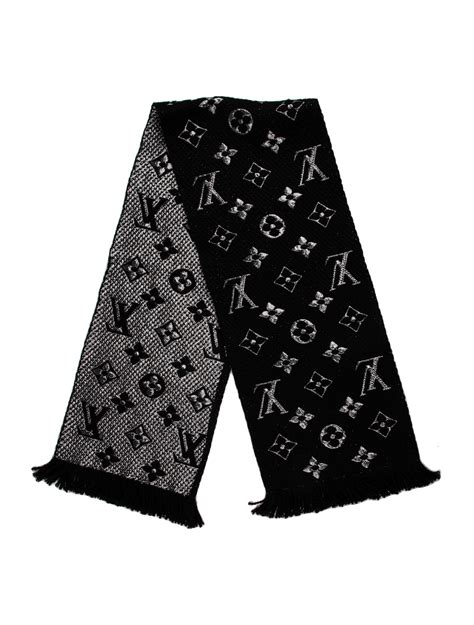 louis vuitton logomania shine scarf|Louis Vuitton logo scarf.